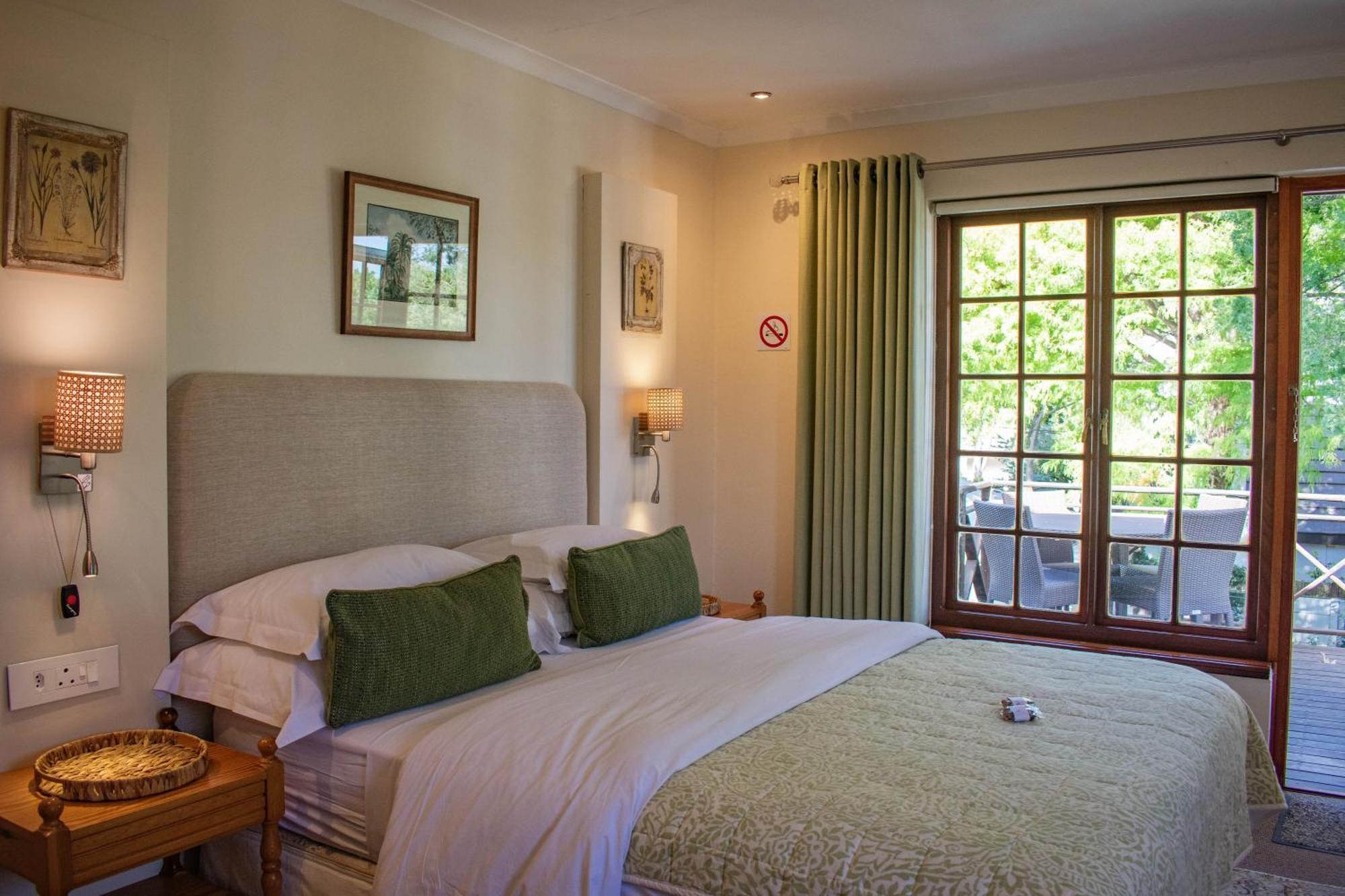 5 Seasons Guest House Στέλενμπος Εξωτερικό φωτογραφία
