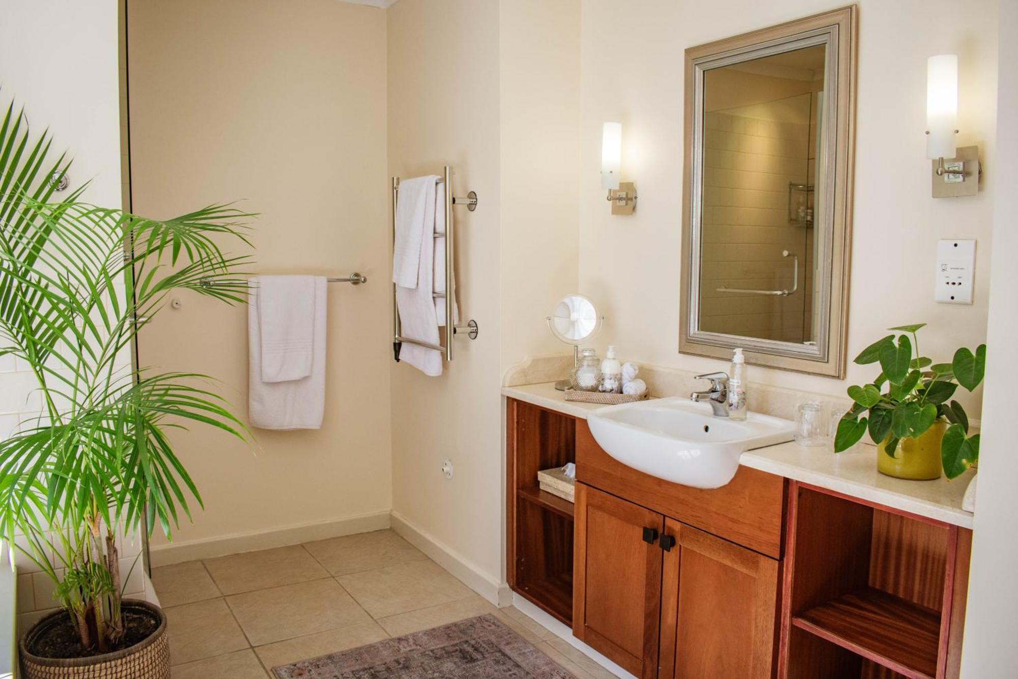 5 Seasons Guest House Στέλενμπος Εξωτερικό φωτογραφία