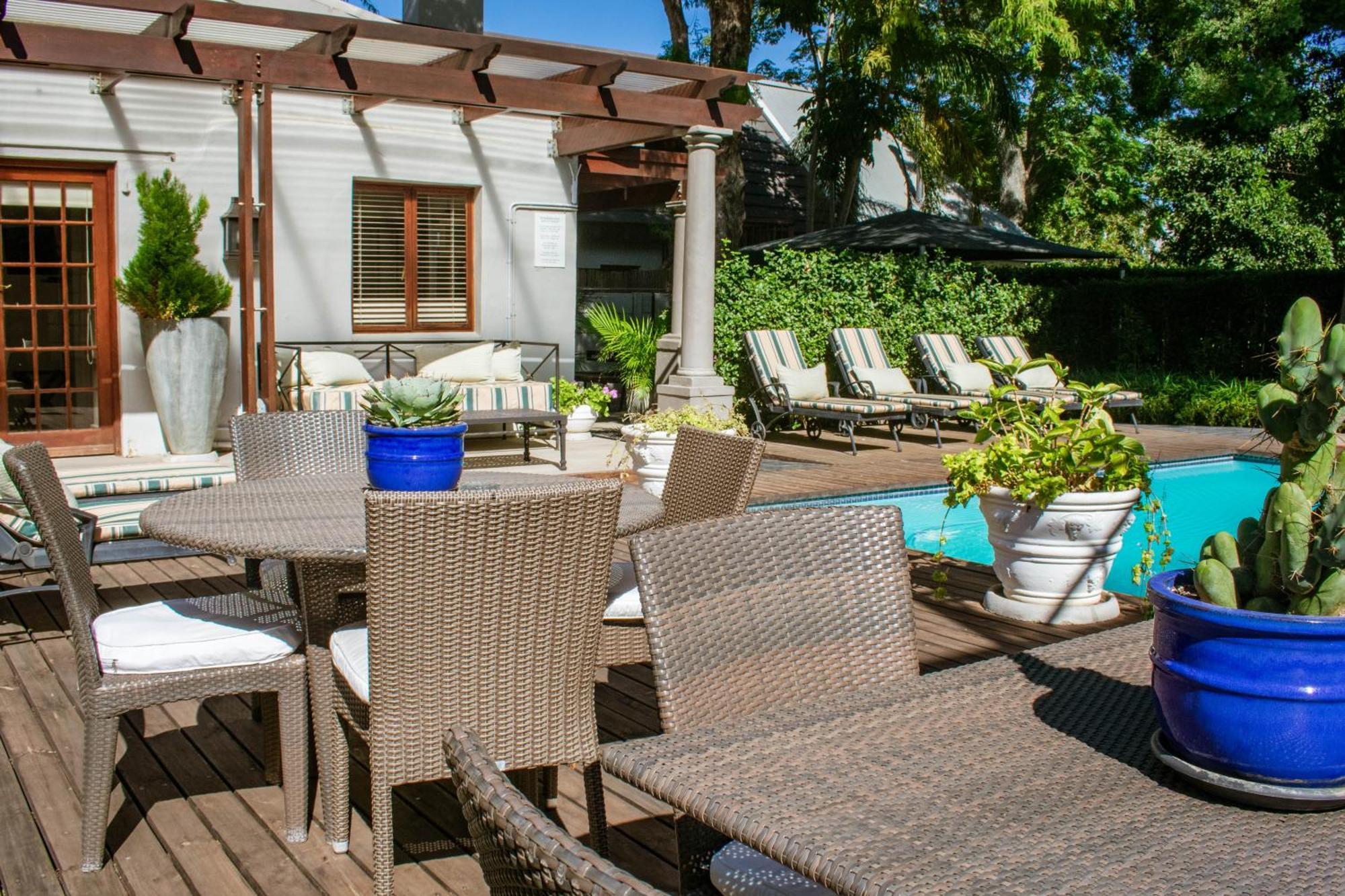 5 Seasons Guest House Στέλενμπος Εξωτερικό φωτογραφία