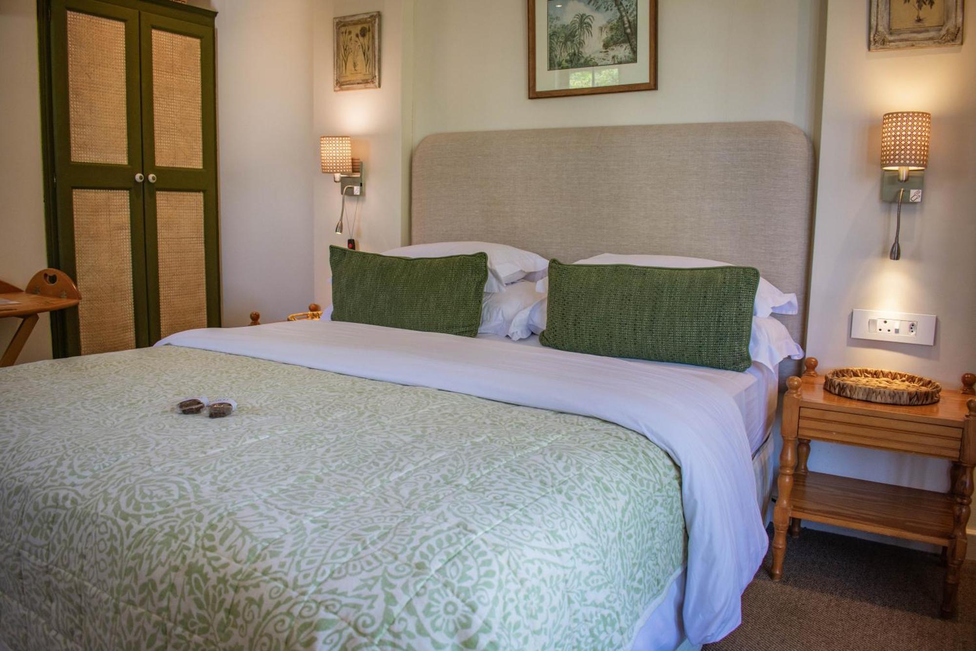 5 Seasons Guest House Στέλενμπος Εξωτερικό φωτογραφία